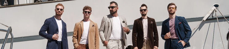 Деловой костюм