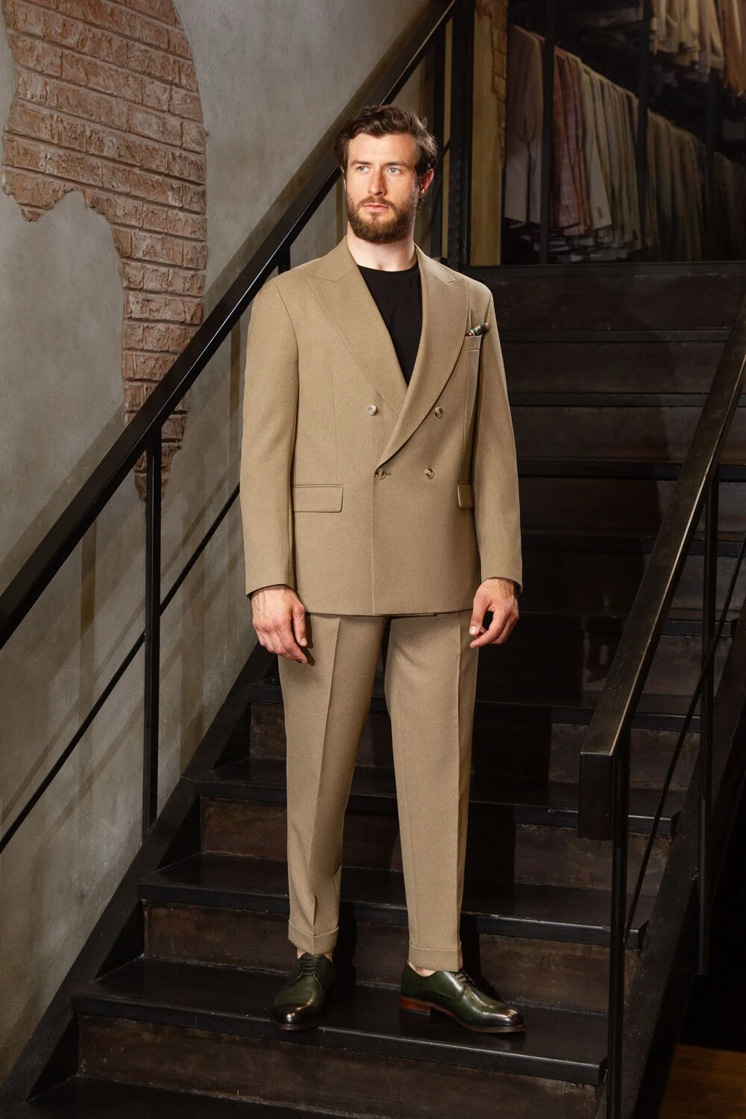 Деловой костюм